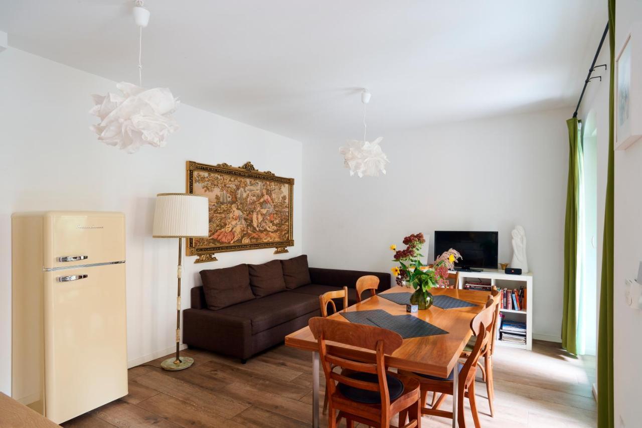 Beautiful And Cozy Remise For Up To 6 Guests Leilighet Berlin Eksteriør bilde